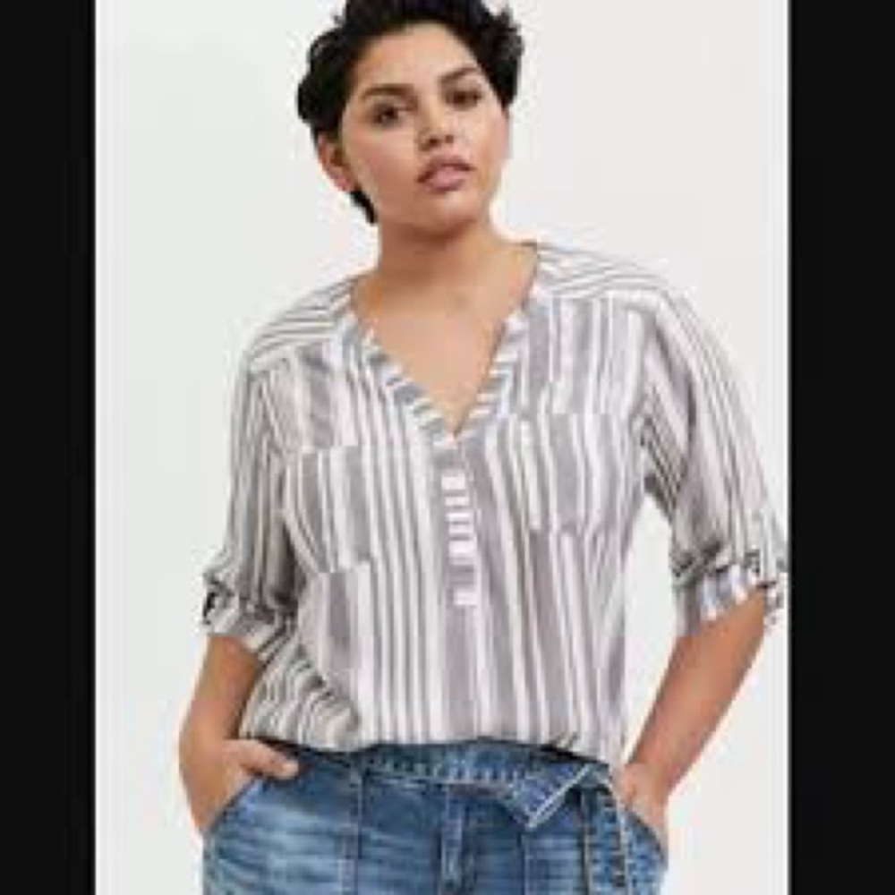 Torrid Gray Striped V-Neck Blouse/Size3